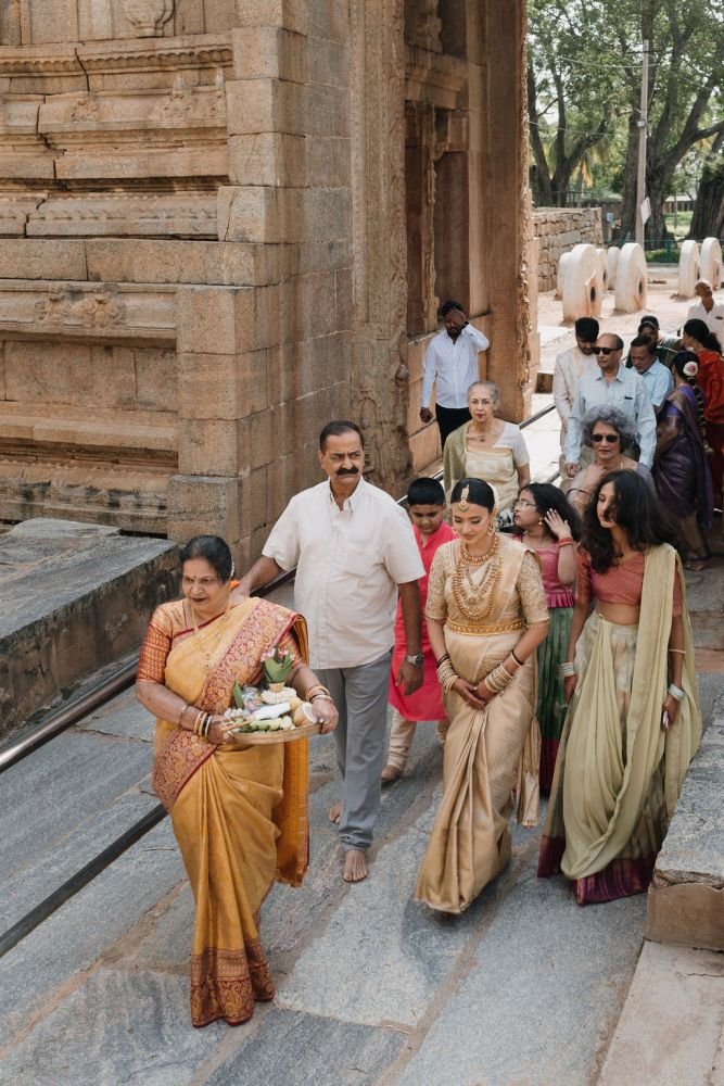 Keerthana & Anjan, Bhoganandishwara Temple, Nandi Hills, photograph 10